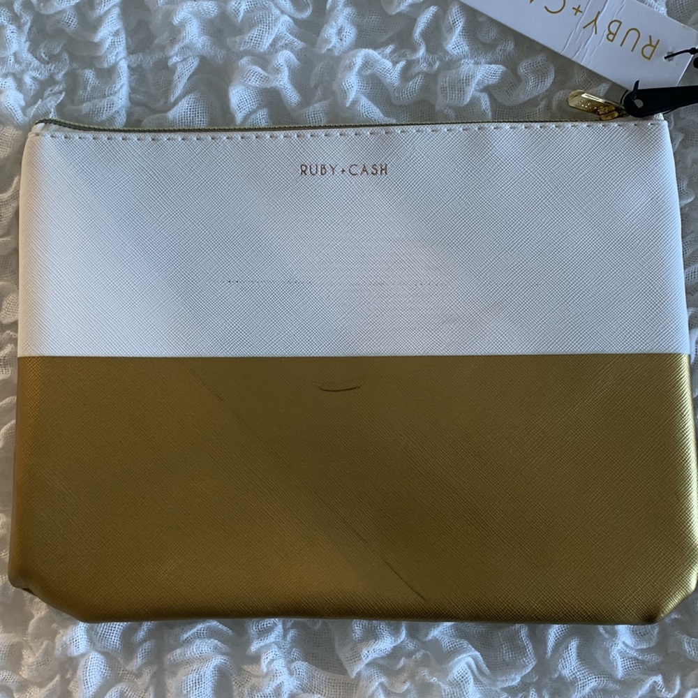 Ruby + Cash Zip Makeup Pouch - Picture 2 of 3